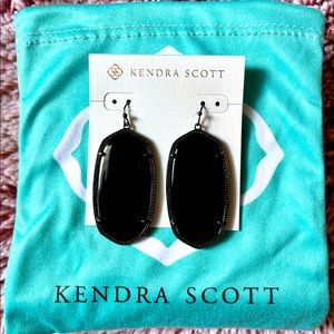 Danielle Kendra Scott Earrings